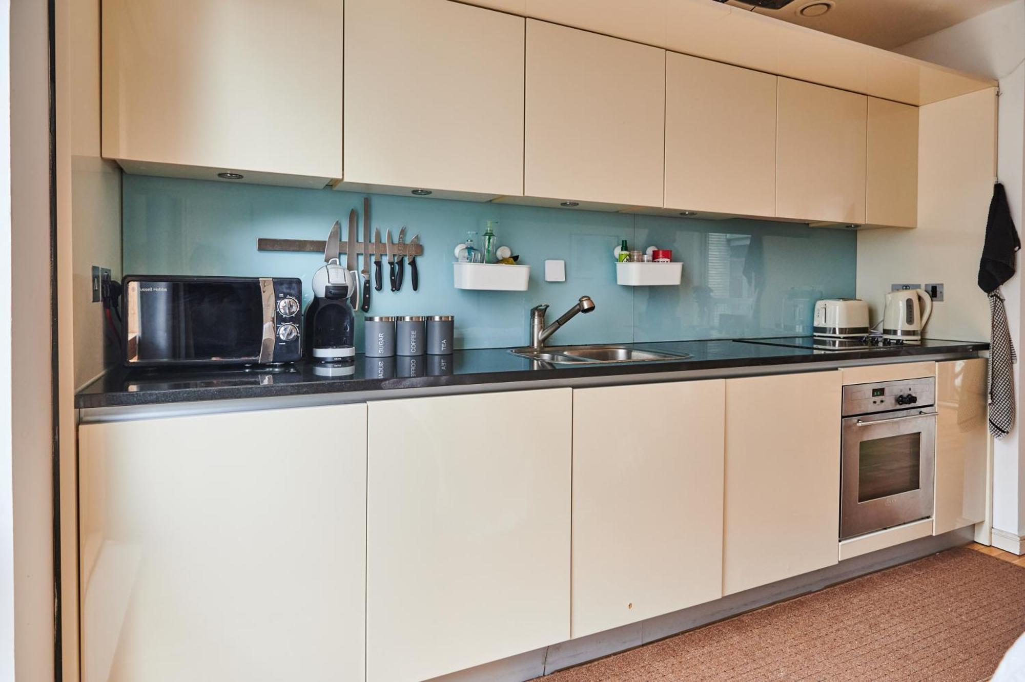 Bright 2 Bedroom Flat In Old Street With Balcony Лондон Екстериор снимка